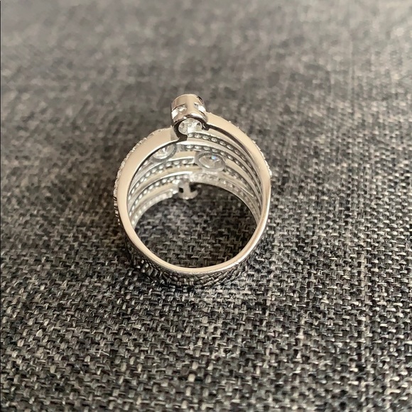 Sterling Silver Vertical Bezel Fashion Ring - Picture 3 of 6